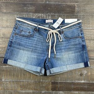 LOFT Outlet Denim Roll Short; size 4